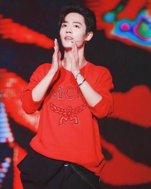 欧宣的照片,光影中的独特魅力