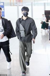 穿工装照片,探寻时尚与实用的完美融合